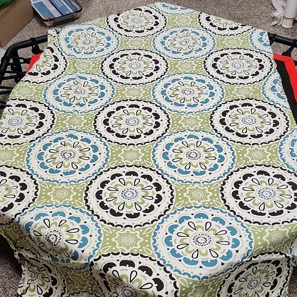 Fabric shower curtain circular flower design box#10